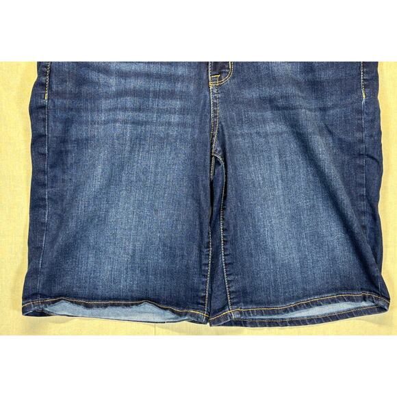7 For All Mankind Denim Shorts dark wash size 14 - Picture 9 of 11